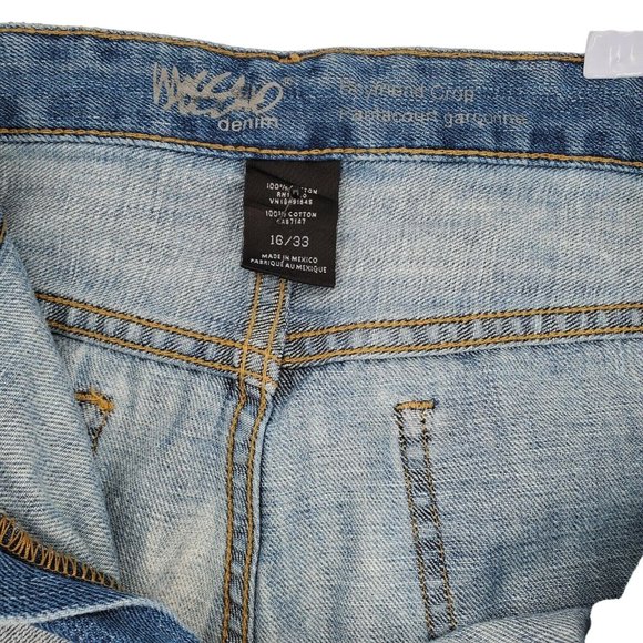 Mossimo Jeans Women's Destroyed Boyfriend Cut off at ankles Blue W42 - Picture 7 of 10